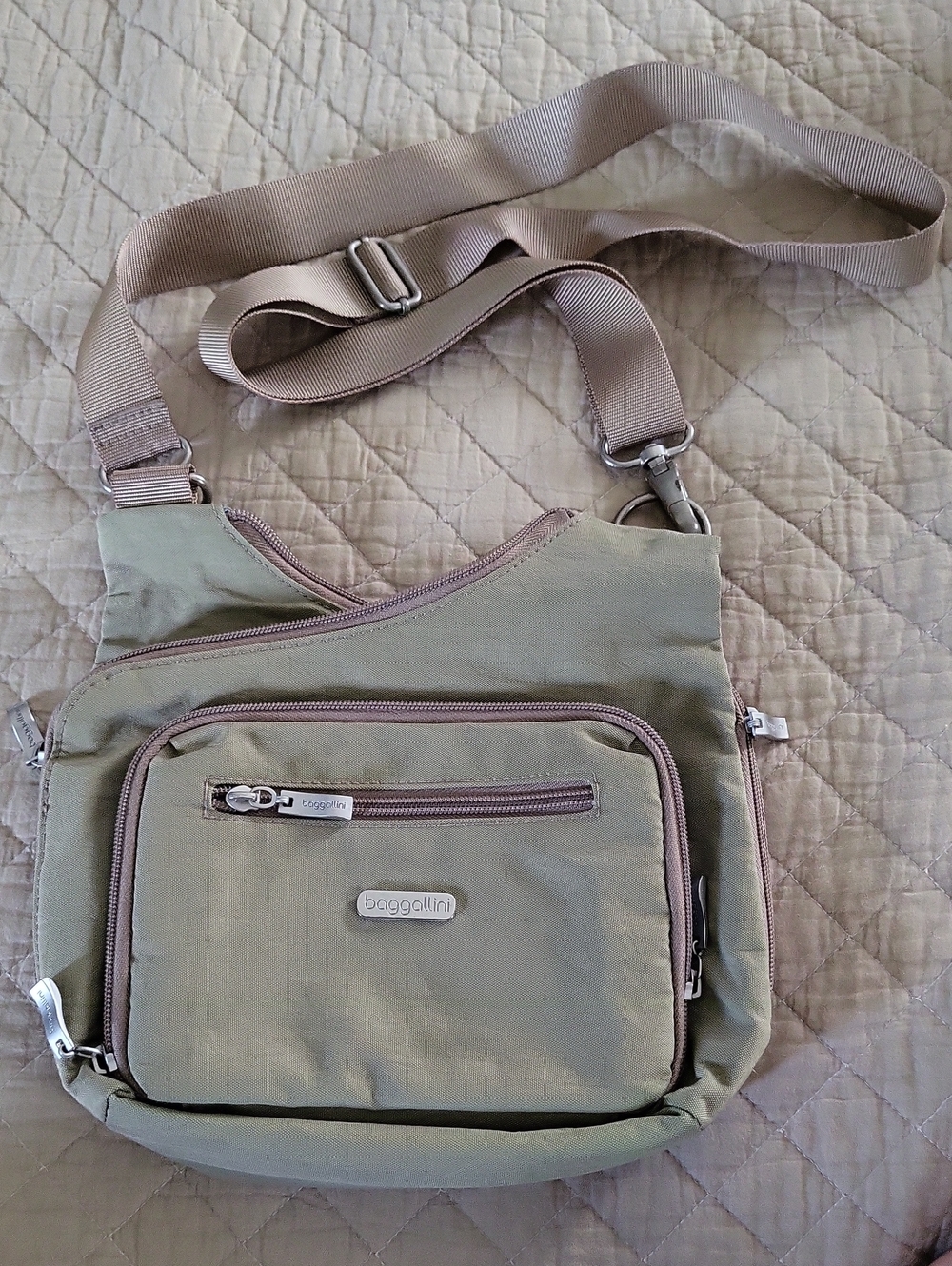 Baggallini Khaki Crossbody Bag
